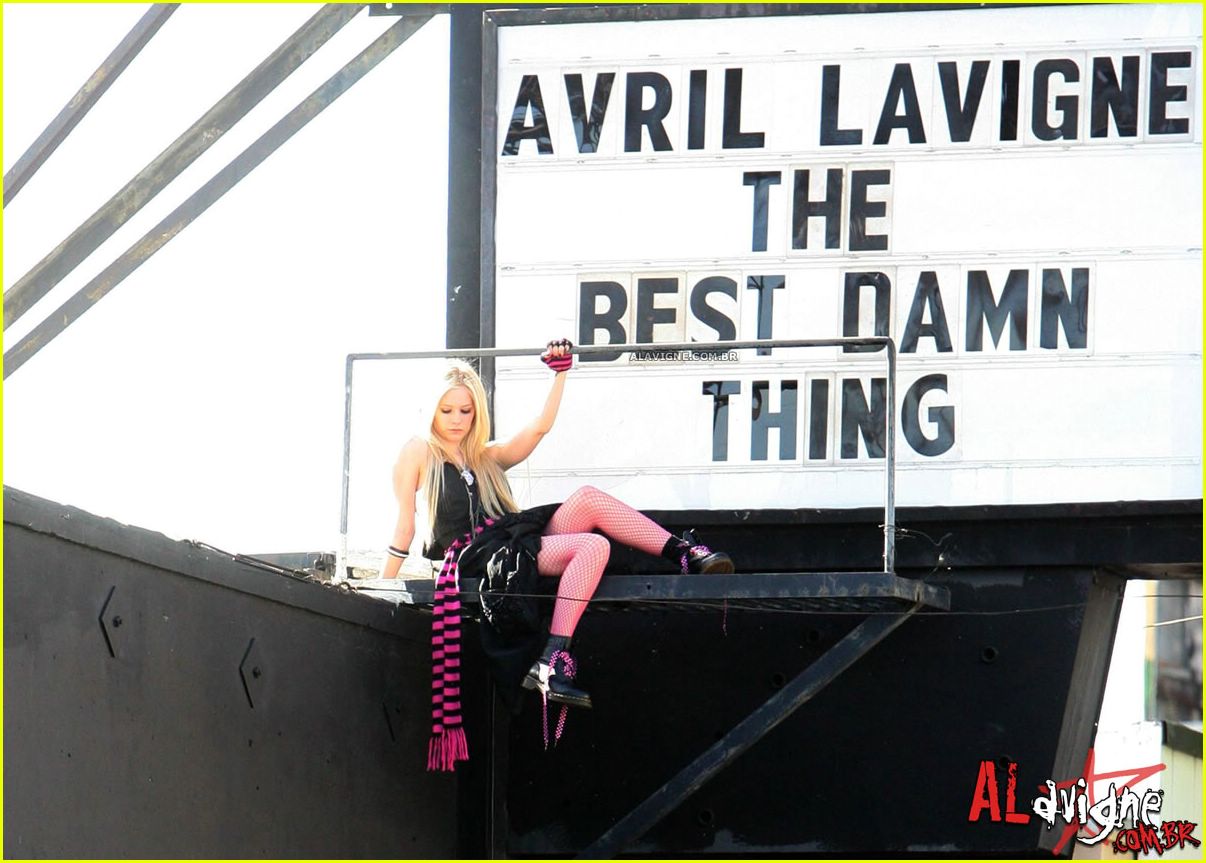 avril-lavigne-the-best-damn-thing-01.jpg